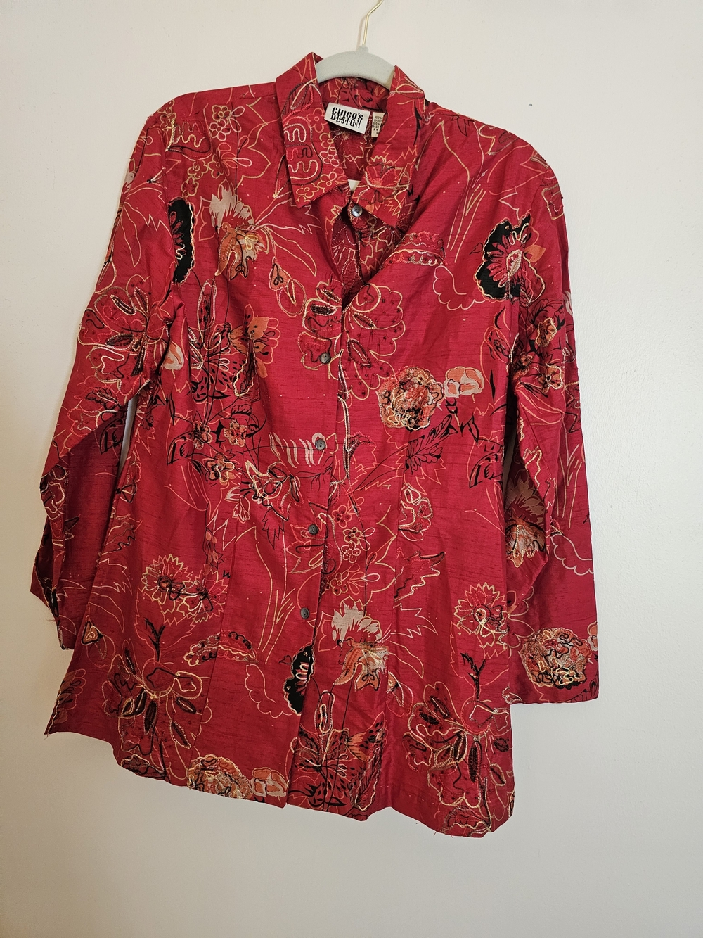 Chico's Design Vintage Sz 1-Med 100% SILK Red Embroider Floral Button-Up Shacket